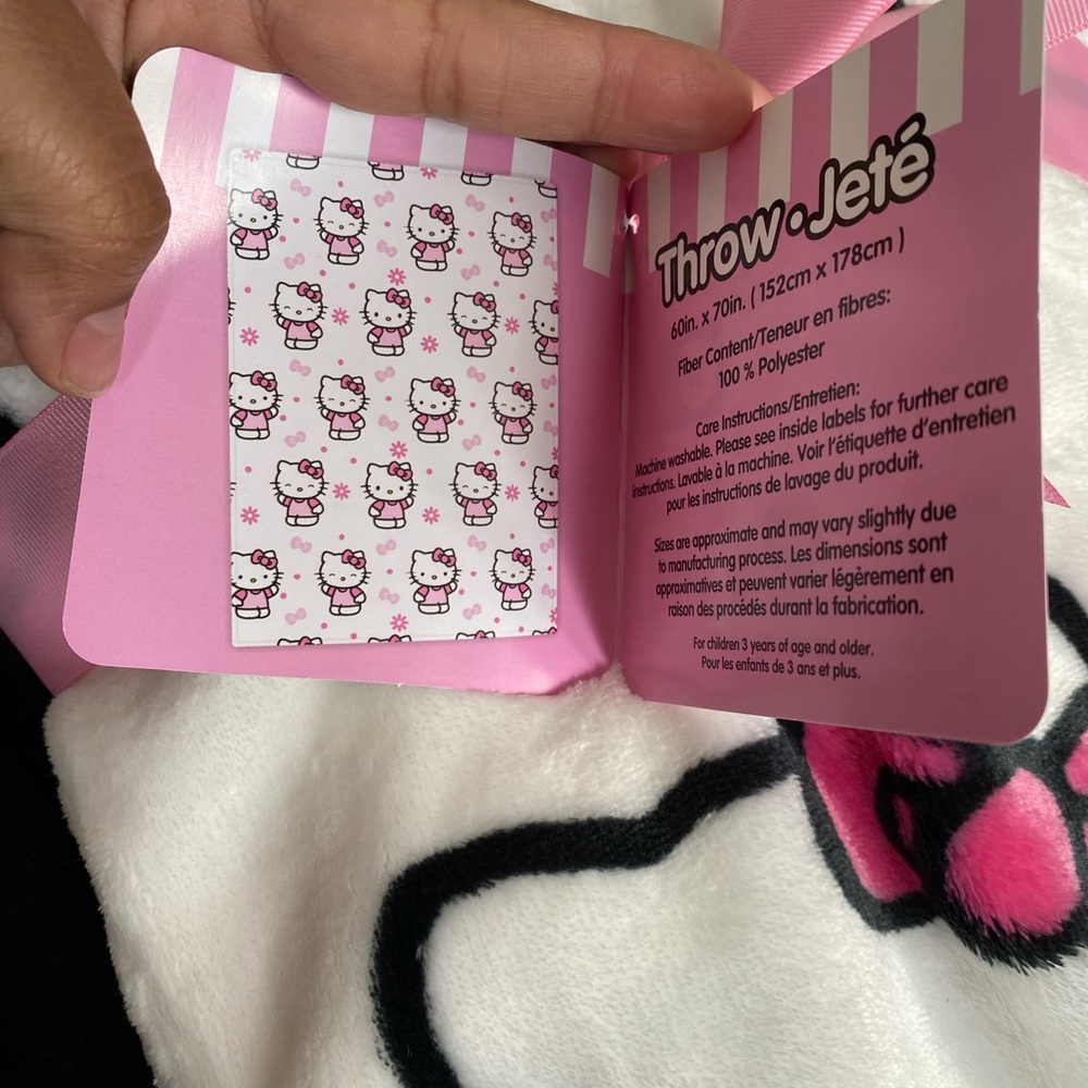Hello kitty blanket
